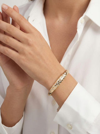 18K Gold Dome Floating Diamond Bangle