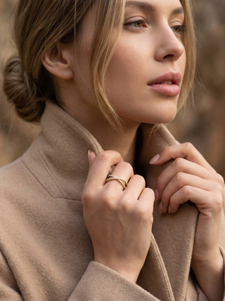 Cross-Over Pavé Diamond Ring in Solid 18K Gold