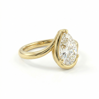 Pear Sculpted Diamond Ring in Solid 18K Gold